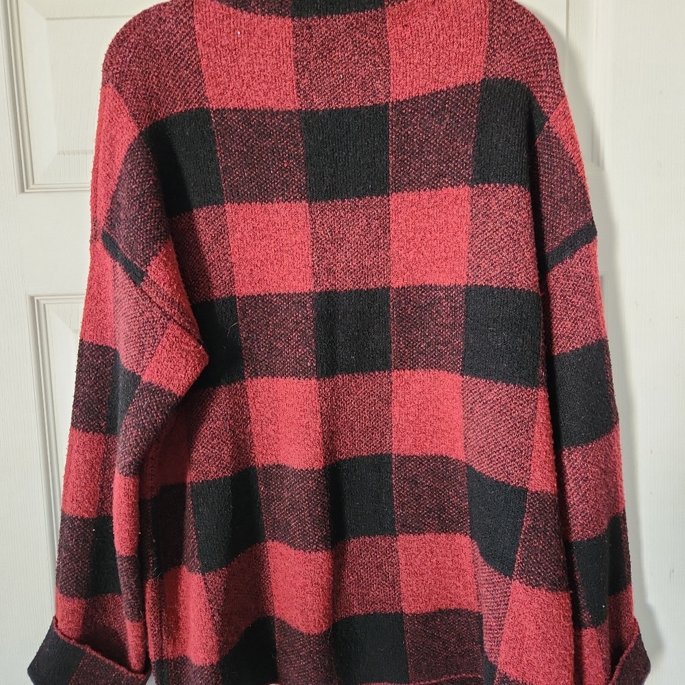 Christian Siriano sweater NWOT - Picture 2 of 5